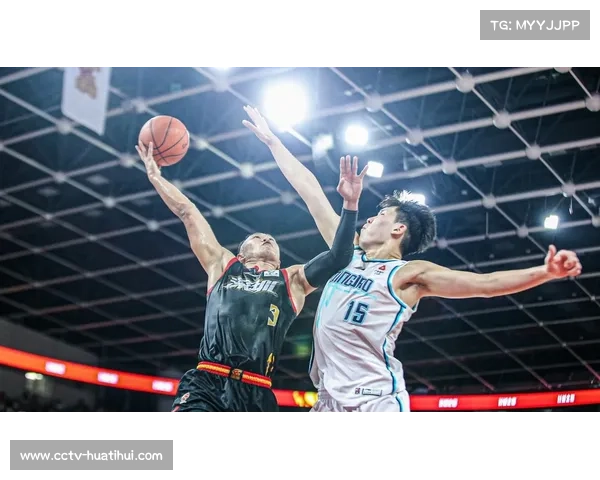 CBA山东对阵青岛，杨瀚森国内赛事表现引关注